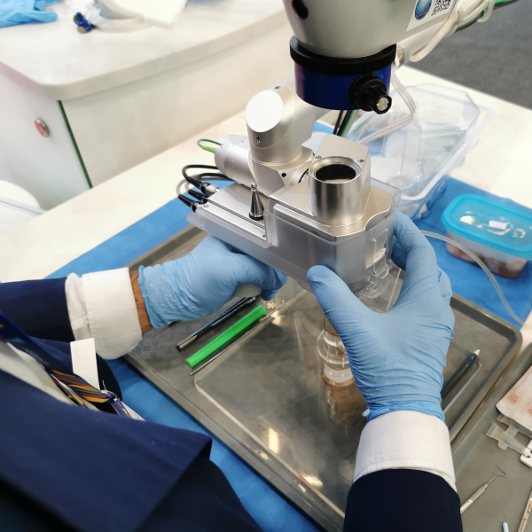 Book a wetlab training session!