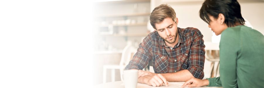 Als Elektroniker verbringt man einerseits viel Zeit mit Arbeiten am PC, bei der Entwicklung von elektronischen Geräten oder mit Messungen diverser Schaltungen. In unserem international ausgerichteten Unternehmen wirkst Du mit Unterstützung und Anleitung von Fachpersonen beim Planen, Entwickeln, Herstellen, Programmieren, Testen und Dokumentieren von Hard-und Firmware für unsere High-Tech-Medizingeräte mit. 